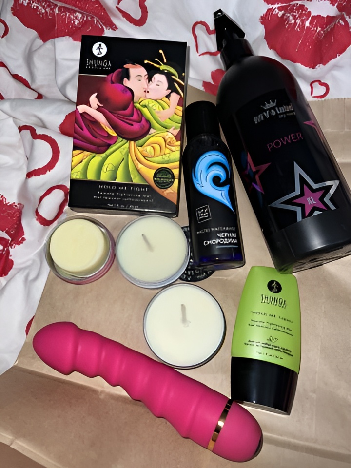 Анюта привлекальеная девушка из Вельск цена от 2500 руб