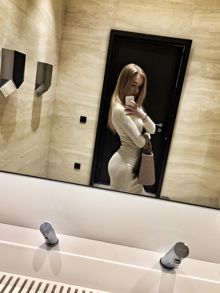 Индивидуалка Викуся, доступна для личного знакомства от 2500 руб