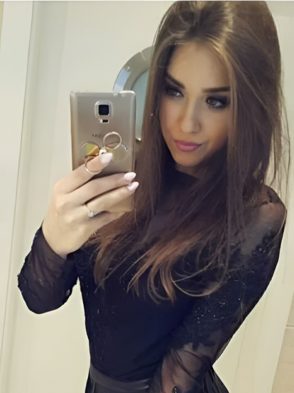 Аврора привлекательная девушка из Вельск цена от 10000 руб