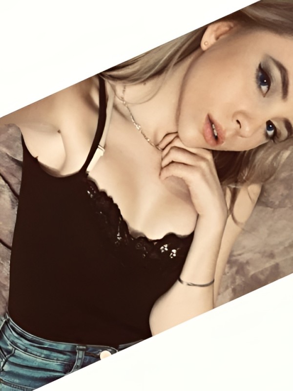 Тереза привлекательная девушка из Вельск цена от 1500 руб