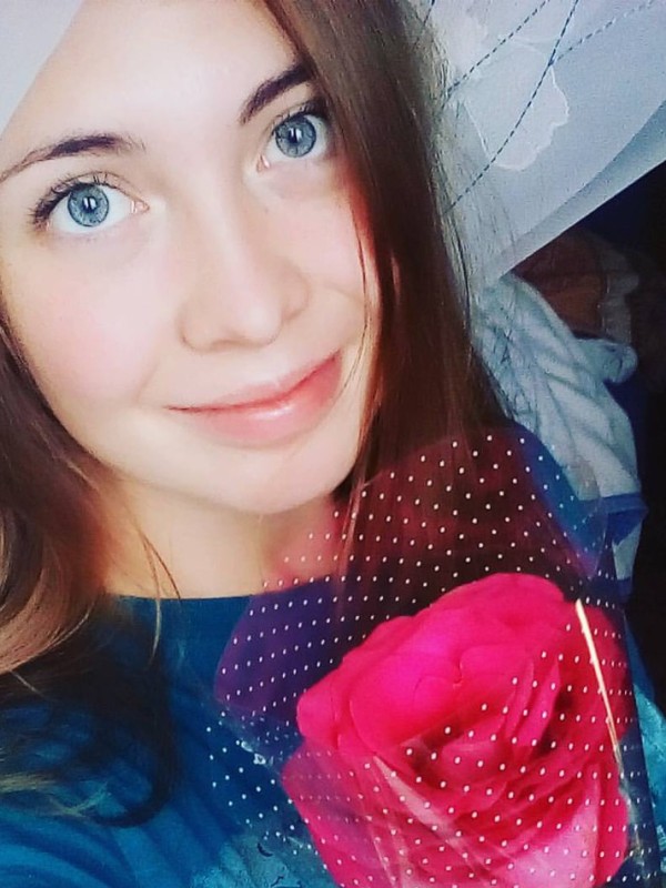 Кира привлекательная девушка из Вельск цена от 3500 руб