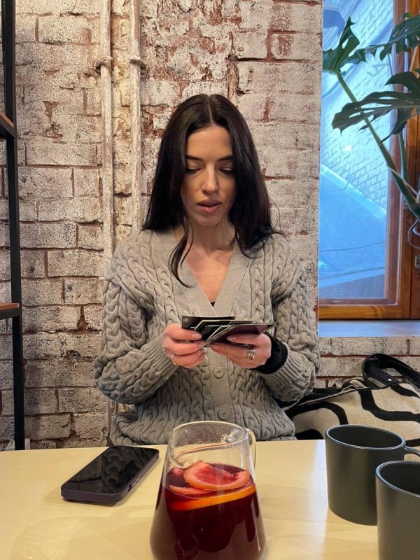 Лайма привлекательная девушка из Вельск цена от 6000 руб